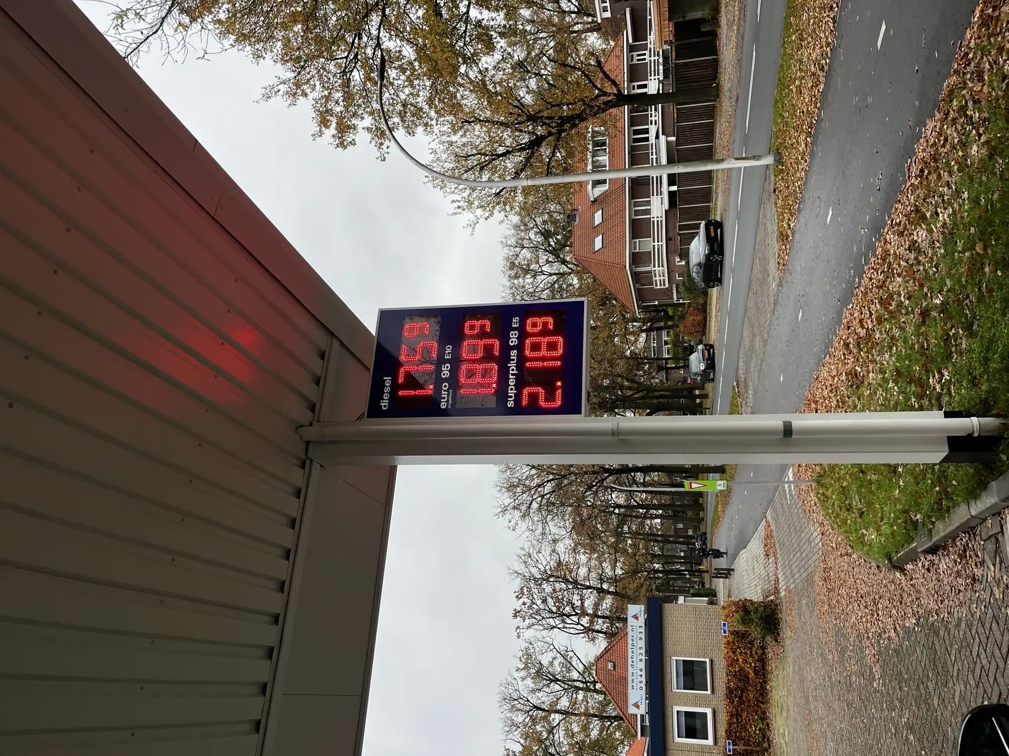 Verschil Prijsstelling Tankstation LED-borden versus daadwerkelijke hogere prijs